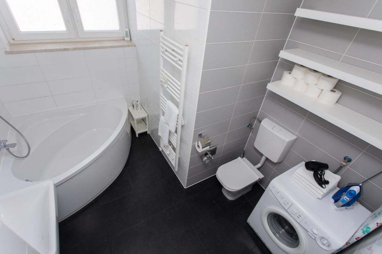 Beus Downtown Apartment Сплит Екстериор снимка