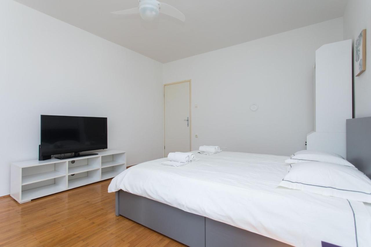 Beus Downtown Apartment Сплит Екстериор снимка