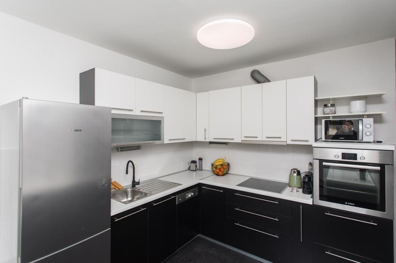 Beus Downtown Apartment Сплит Екстериор снимка